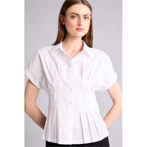 Slim Fit Jacket Collar Poplin Short Sleeve Shirt