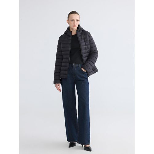 Hooded Women's Puffer Coat